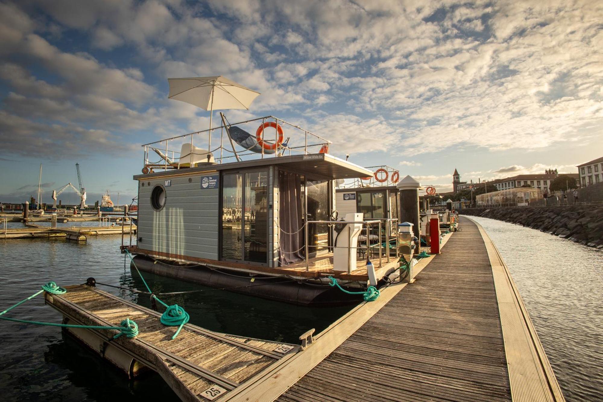 The Homeboat Company Ponta Delgada-Acores Exterior photo